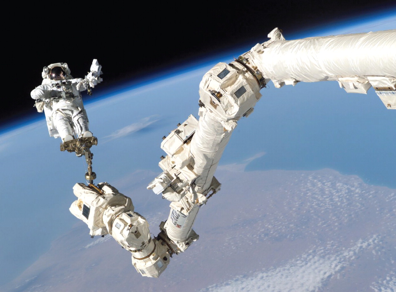 NASA Astronauts Test Vestibular Systems on Tilt Tables - NASA